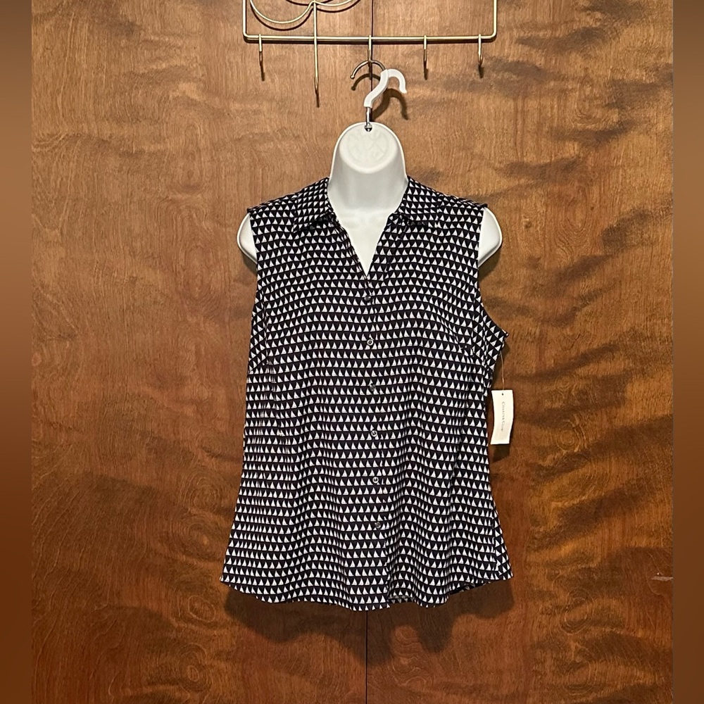 Charter Club Sleeveless Button Front Blouse Womens 8 Navy & White Sailboat Print
